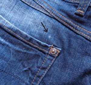 How to deal with the faults of the used denim, spots and discolor.